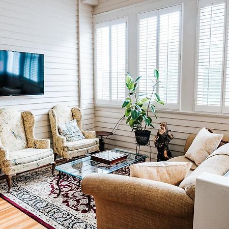 Heritage House Bed & Breakfast - Boutique Adults-Only Inn ไอเพไลกา ภายนอก รูปภาพ