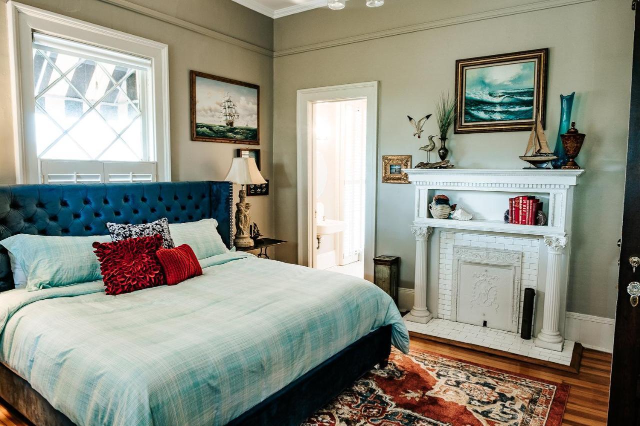 Heritage House Bed & Breakfast - Boutique Adults-Only Inn ไอเพไลกา ภายนอก รูปภาพ