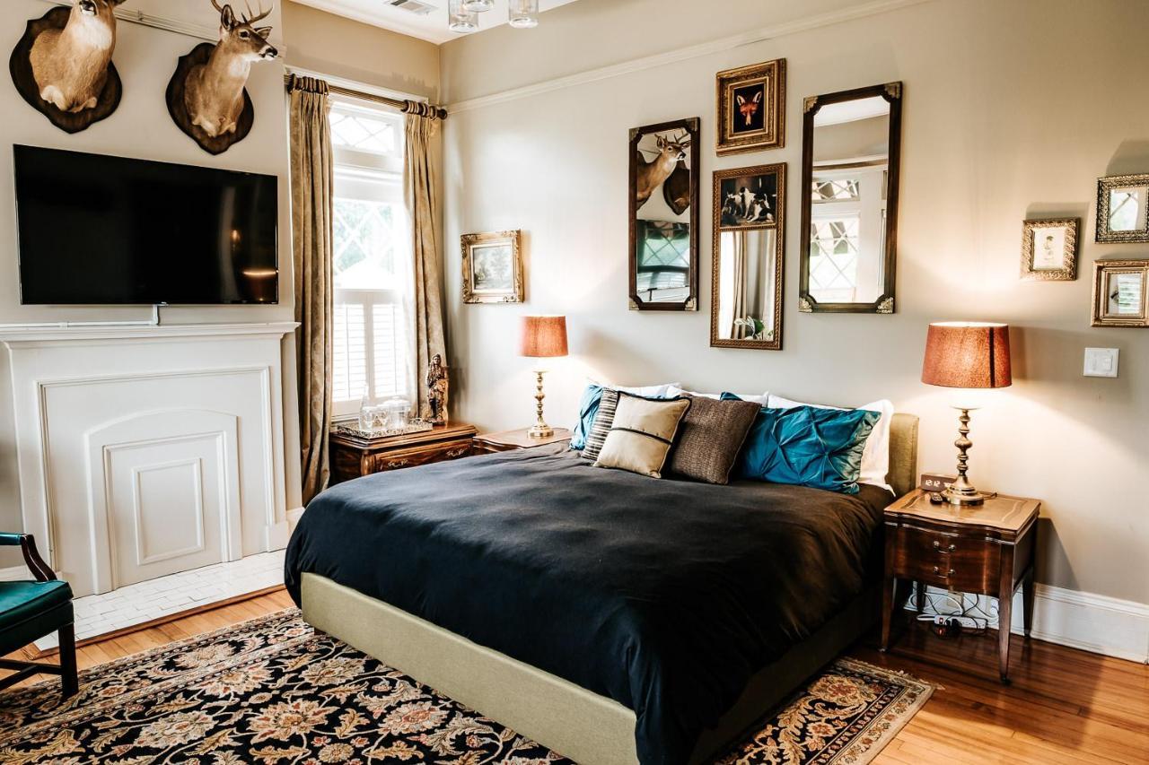 Heritage House Bed & Breakfast - Boutique Adults-Only Inn ไอเพไลกา ภายนอก รูปภาพ