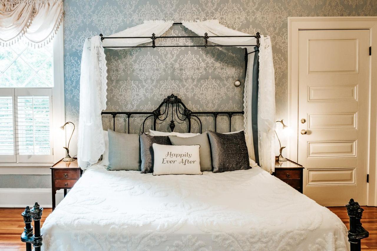Heritage House Bed & Breakfast - Boutique Adults-Only Inn ไอเพไลกา ภายนอก รูปภาพ